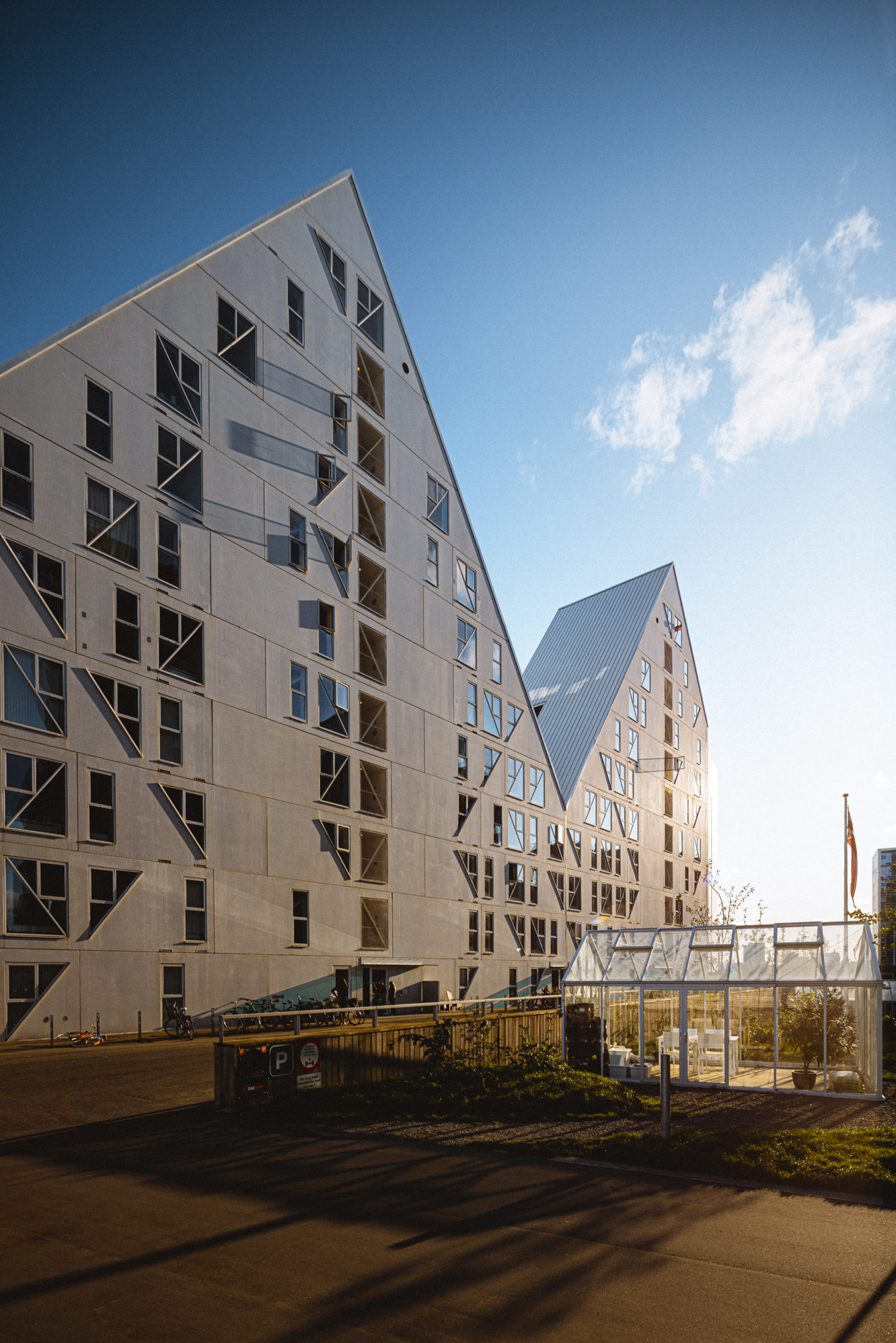 The Iceberg in Aarhus - Denmark - architecture photography by Dynamic Forms and Martin Foddanu Photography
