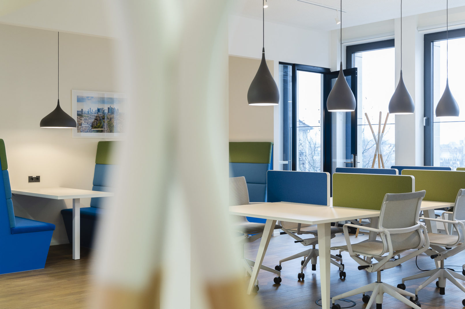 ISG & Regus - Hamburg, Germany - architecture photography by Dynamic Forms and Martin Foddanu Photography