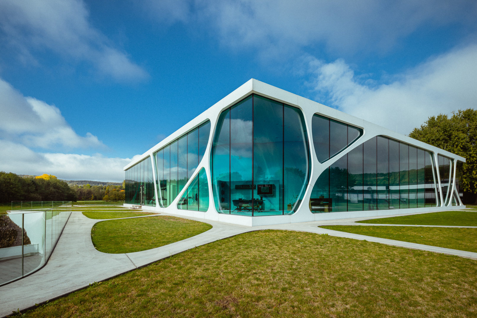 Leonardo Glass Cube - Bad Driburg, Germany - architecture photography by Dynamic Forms and Martin Foddanu Photography