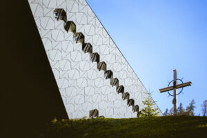 Festspielhaus Erl - Austria- dynamic forms - architecture photography