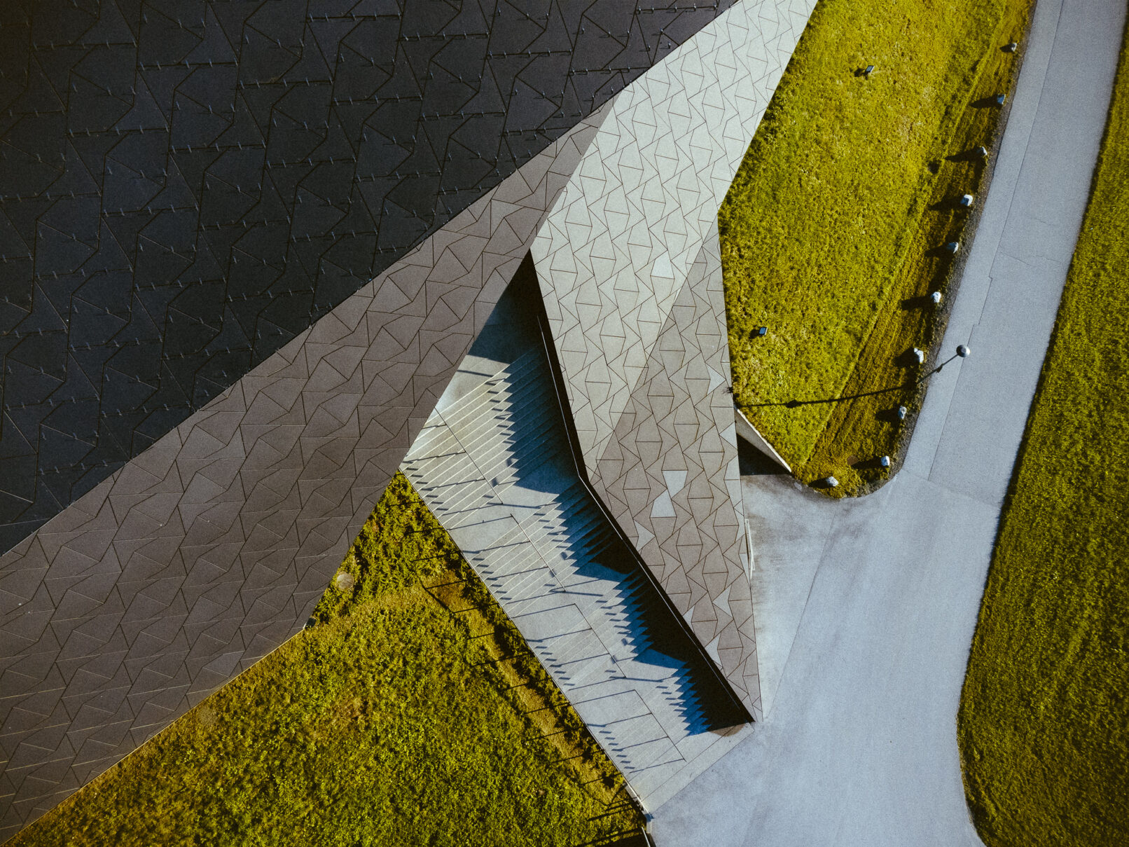Festspielhaus Erl - Austria- dynamic forms - architecture photography
